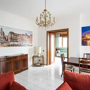 happio-apartment.it-romehotels.com/